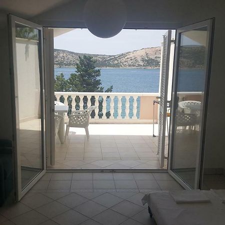 Milka Appartements Stara Novalja Esterno foto